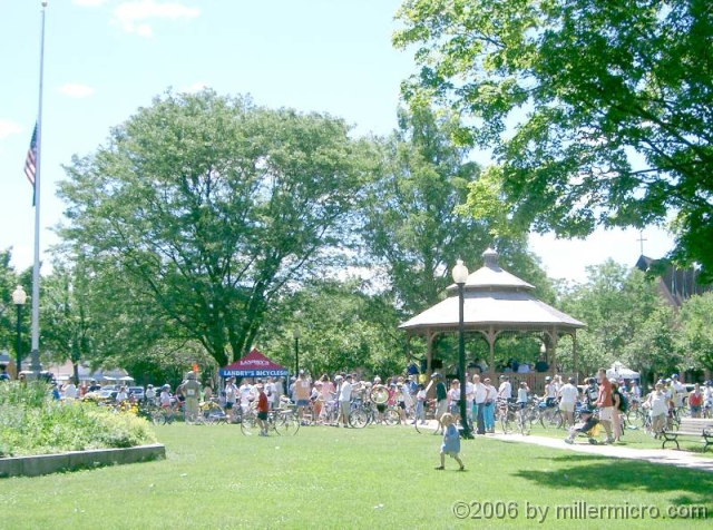 040620TourDeNatick Since 2004, the Natick Rotary Club has sponsored the Tour de Natick. It attracts large numbers of bicyclists, removing any doubt about the pent-up demand for a good rail trail!
