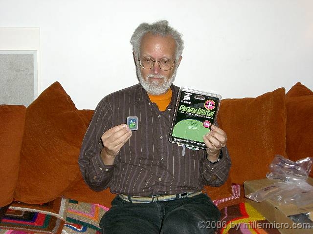 Packaging5 It and its carrying case go into a blister pack.